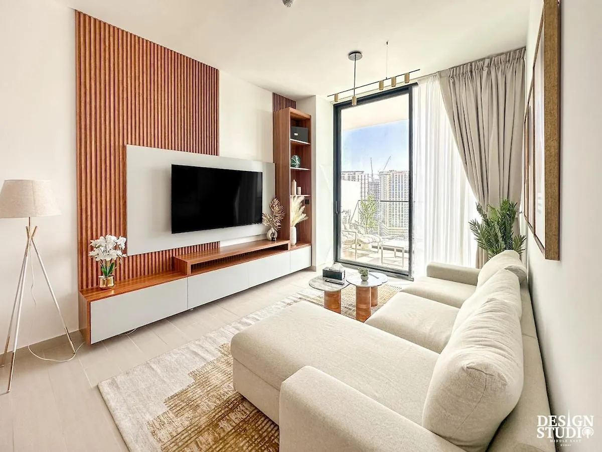 Golden Number By Design Studio Dubai Apartment
